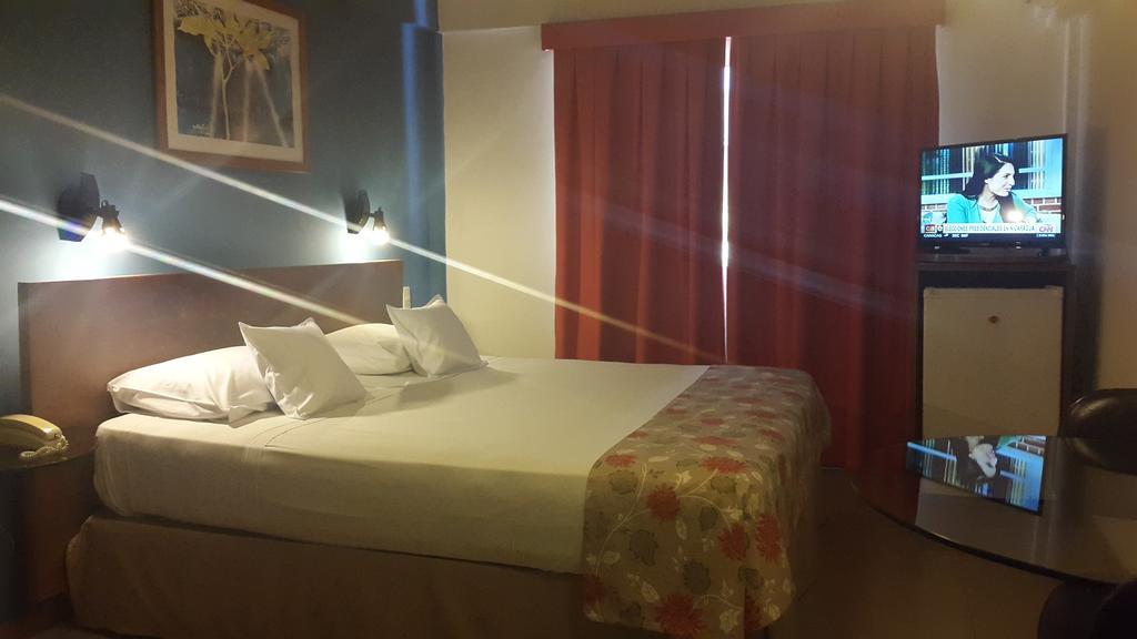 Hotel Amalfi Asuncion Kültér fotó